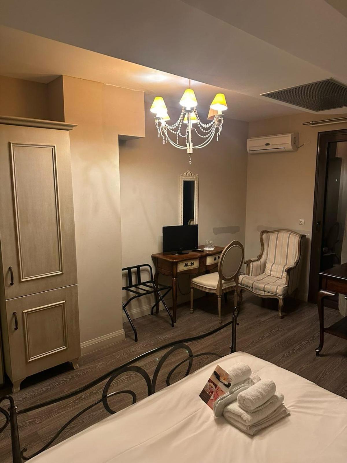 Melies Boutique Hotel Като-Лутраки Экстерьер фото