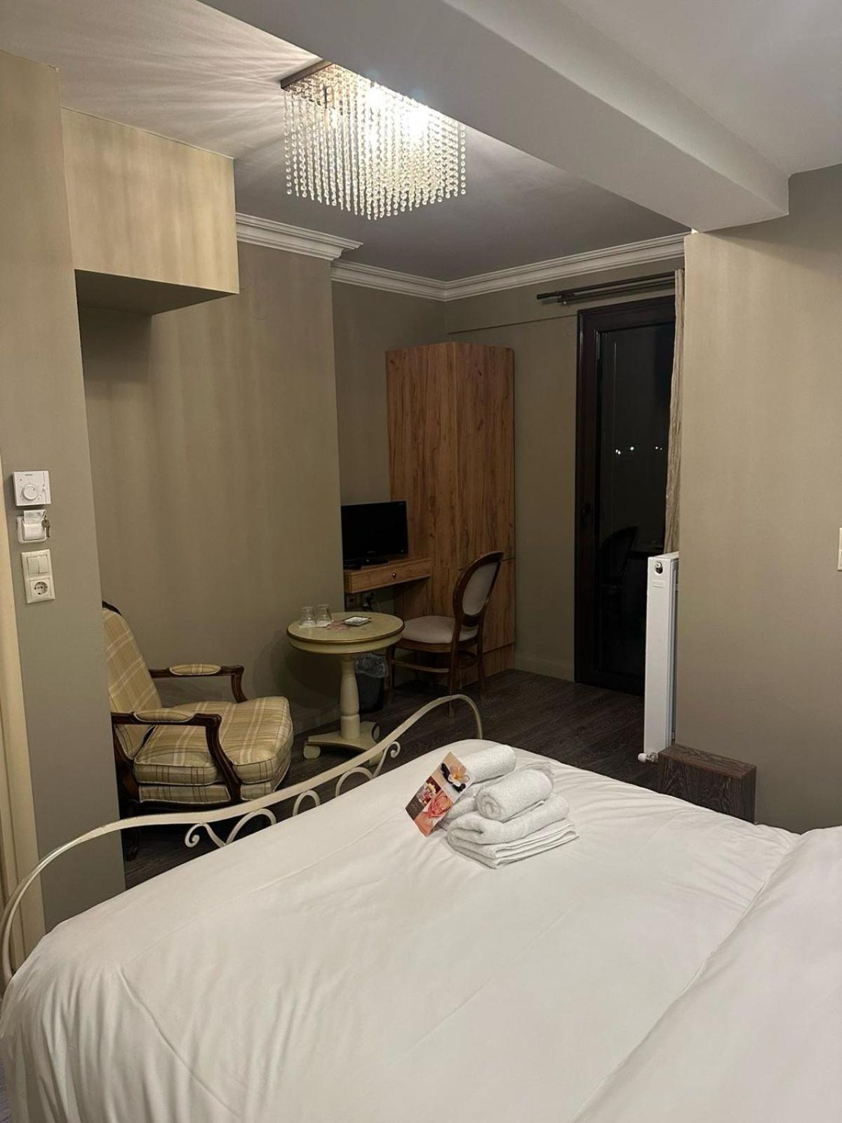 Melies Boutique Hotel Като-Лутраки Экстерьер фото